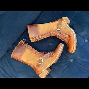 Timberland womens US size 9 leather boots.